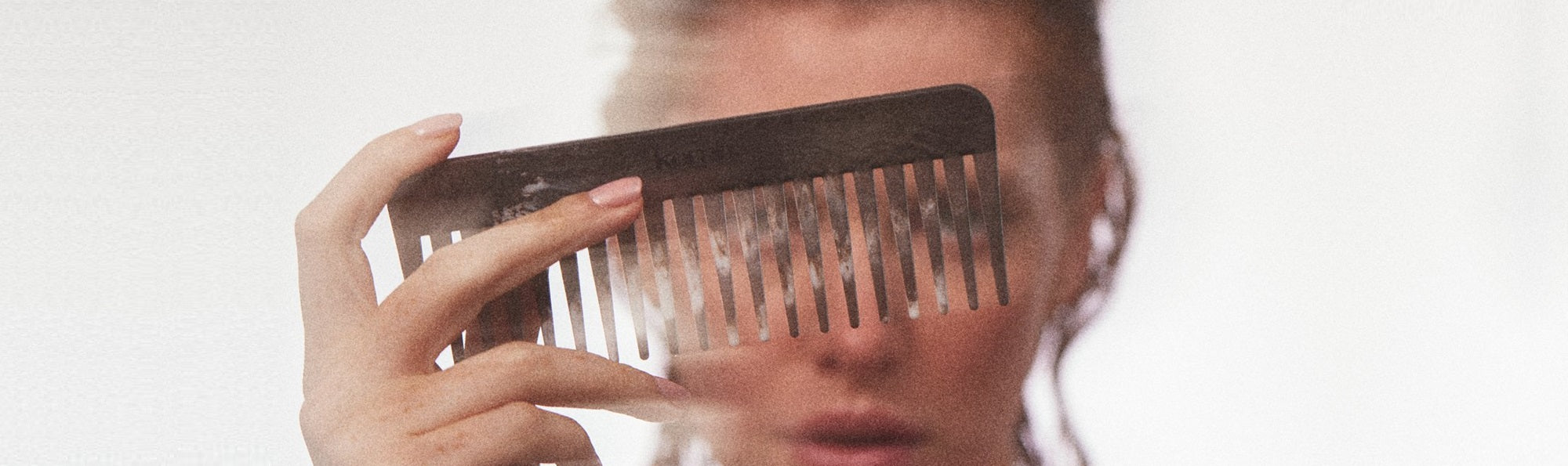 Buy Komb Beauty biodegradable combs at One Fine Secret. Clean Beauty Melbourne