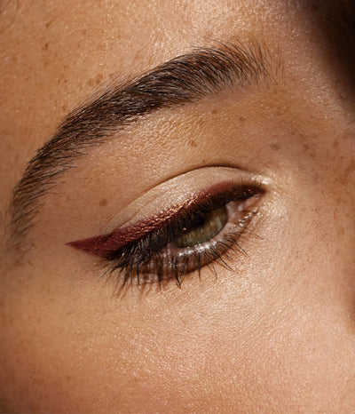Buy Aleph Beauty Hybrid Eye Pigment 3g in Flicker colour at One Fine Secret Clean Beauty.