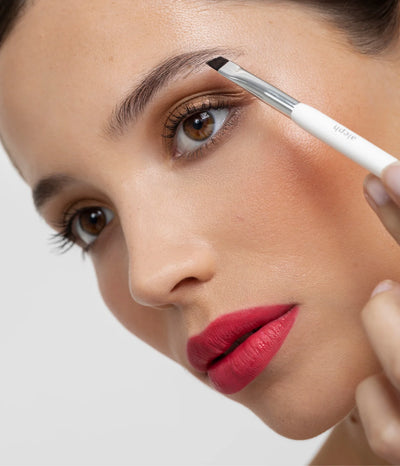 Buy Aleph Beauty Liner/Brow Brush at One Fine Secret. Natural & Organic Clean Beauty.