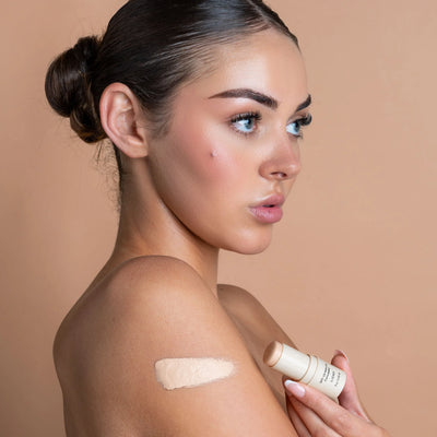 Buy Avocado Zinc SPF 50 Natural Concealer in Light colour at One Fine Secret Clean Beauty.