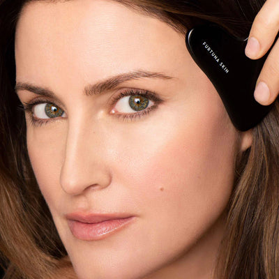 Buy Furtuna Skin Energia Luminoso Obsidian Gua Sha at One Fine Secret Clean Beauty.