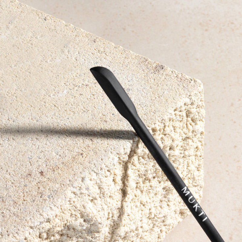 Buy Mukti Beauty Spatula at One Fine Secret Clean Beauty Australia.
