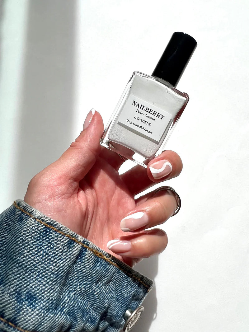 Buy Nailberry Oxygenated Nail Polish 15ml - Flocon at One Fine Secret Clean Beauty.