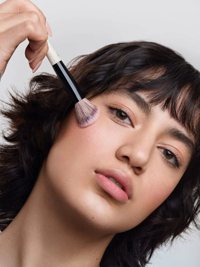 Buy Und Gretel Blush & Contouring Brush 03 at One Fine Secret Clean Beauty.