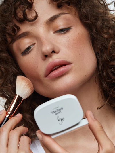 Buy Und Gretel ILGE Translucent Setting Powder in Tanned colour at One Fine Secret.