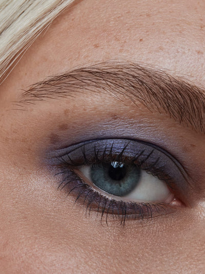 Buy Und Gretel IMBE Eye Shadow 3.5g in Blue Granite colour at One Fine Secret.
