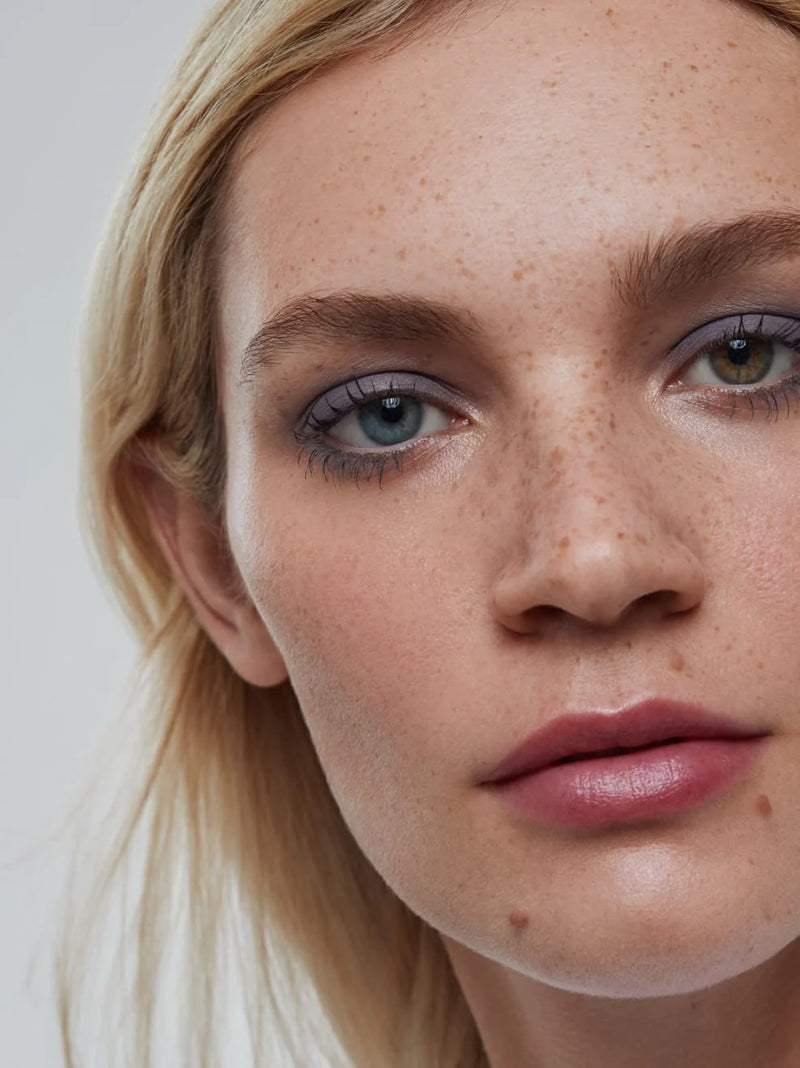 Buy Und Gretel IMBE Eye Shadow 3.5g in Lavender Grey colour at One Fine Secret.