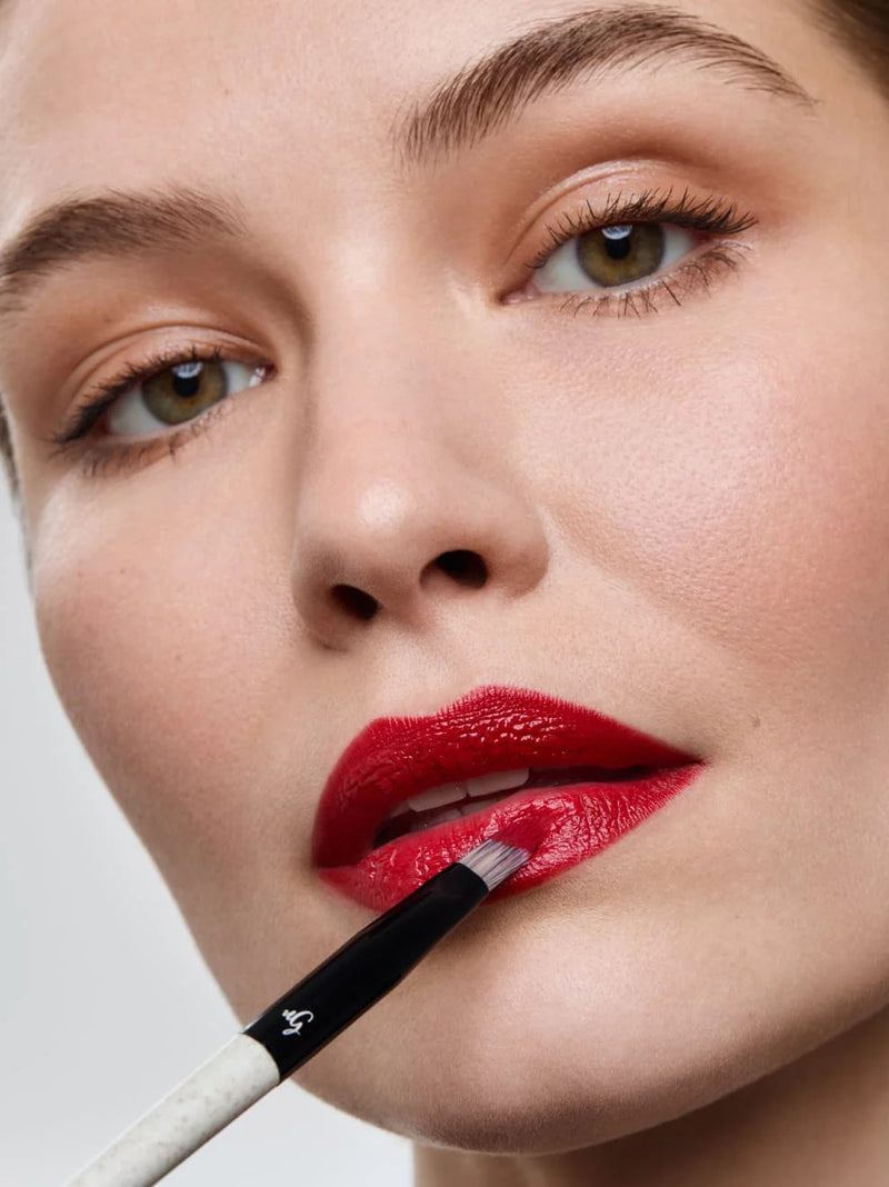 Buy Und Gretel Lip Brush 07 at One Fine Secret.