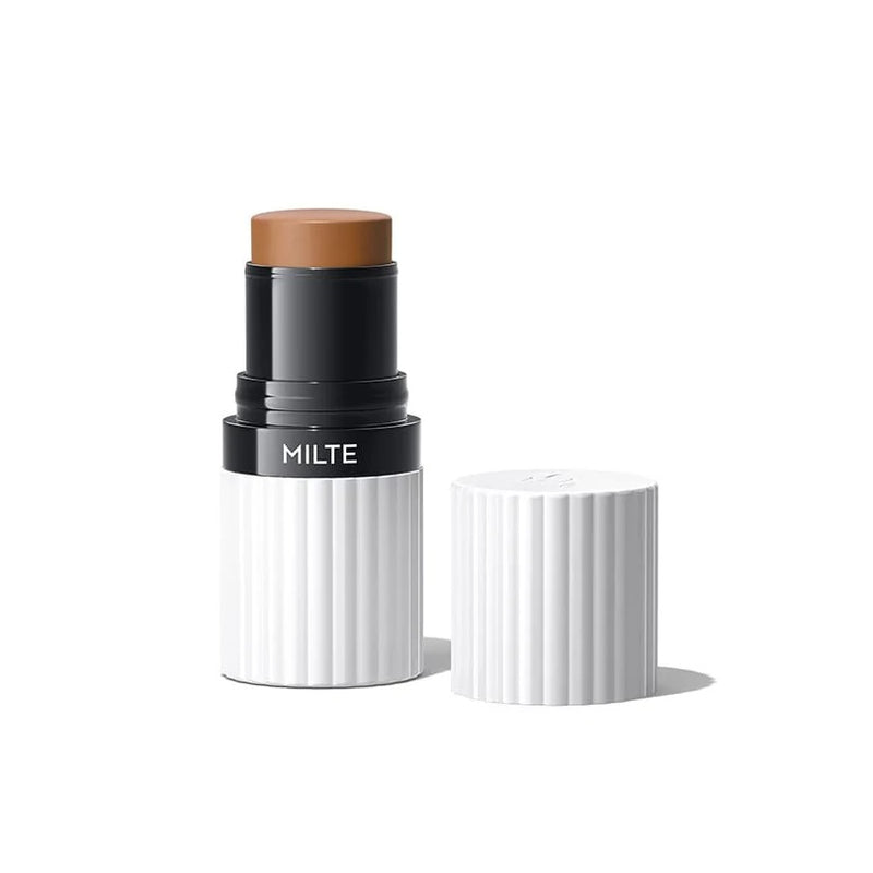 Buy Und Gretel MILTE Foundation Stick in Light Dark colour at One Fine Secret.