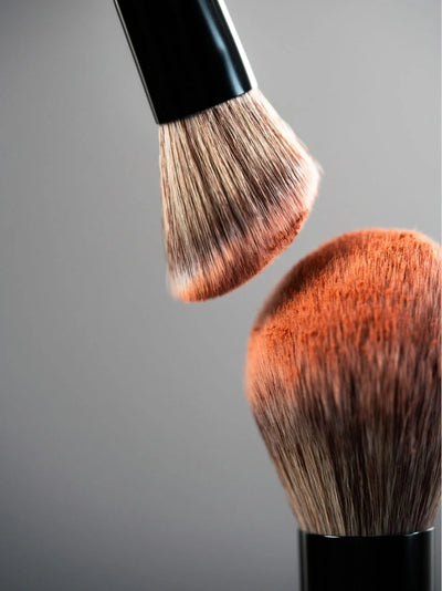 Buy Und Gretel Powder Brush 01 at One Fine Secret.