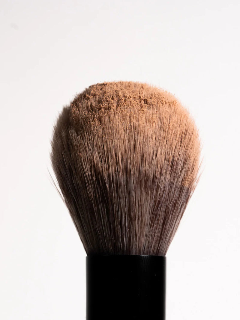 Buy Und Gretel Powder Brush 01 at One Fine Secret.