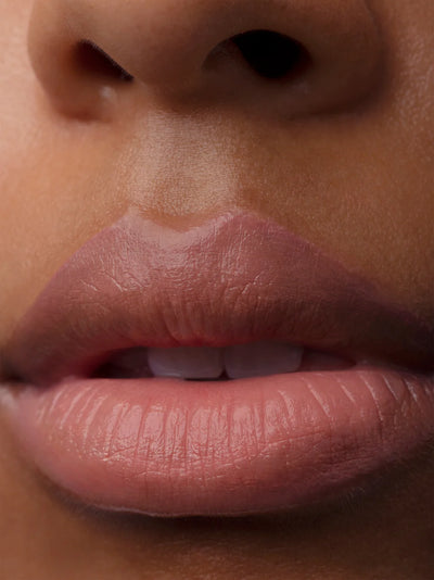 Buy Und Gretel TAGAROT Lipstick in Rose Kiss colour at One Fine Secret.