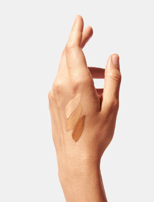 Find your perfect shade for Oio Lab Holitint Holistic Skin Tint Serum. See the colour swatch at One Fine Secret.