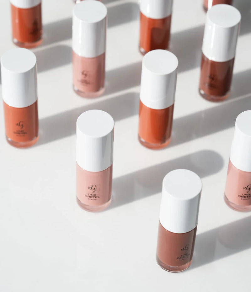Buy Und Gretel GLIZ Lip Oil at One Fine Secret. Clean Beauty Makeup Australia.
