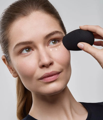 Und Gretel Australia. Buy TUNKAL Concealer now at One Fine Secret.