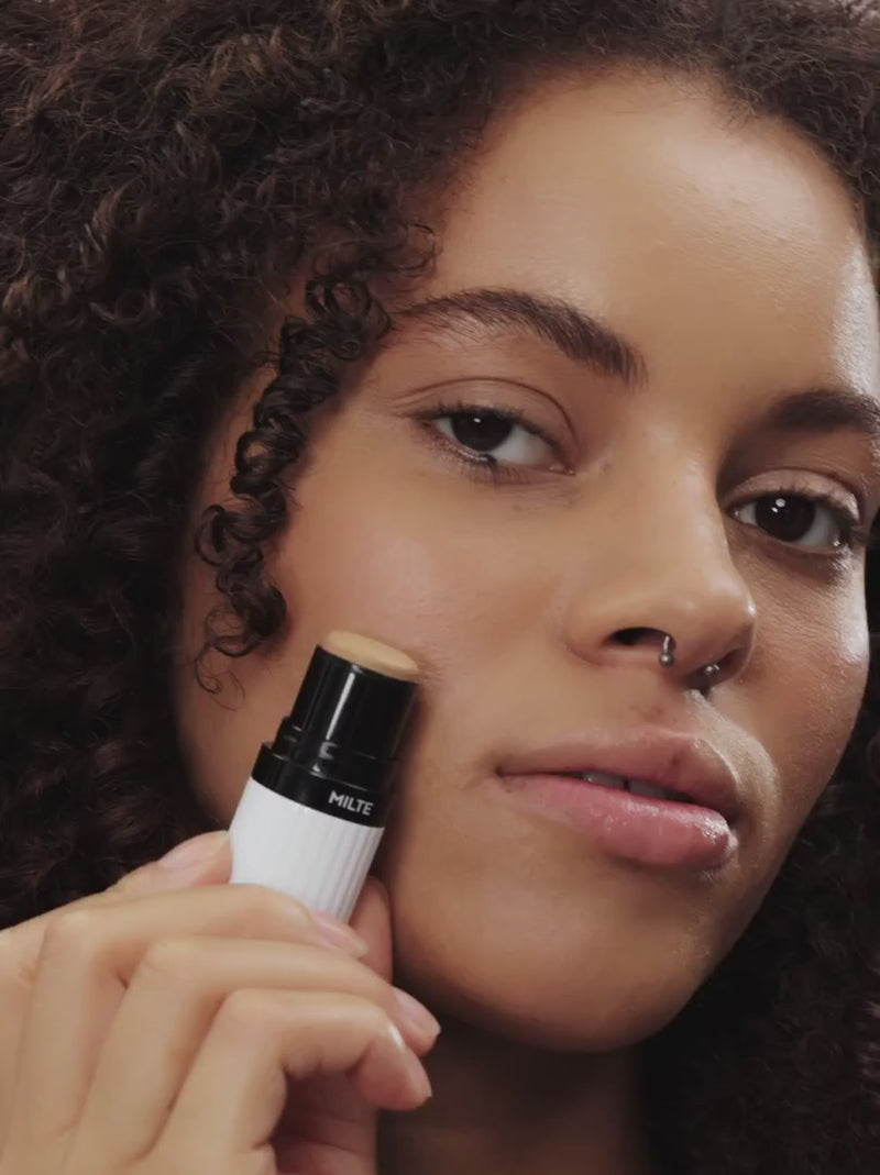Buy Und Gretel MILTE Foundation Stick in Deep Medium colour at One Fine Secret.