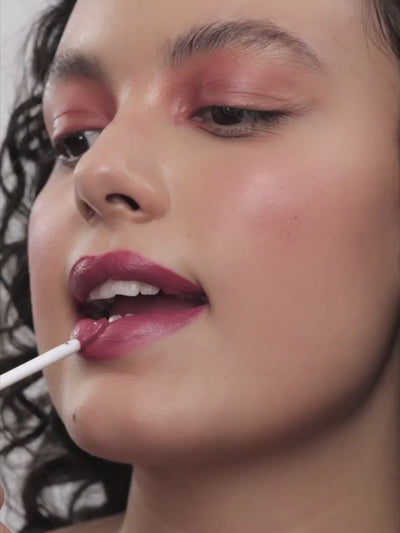 Buy Und Gretel KUS Liquid Lipstick in Mellow Mauve colour at One Fine Secret.