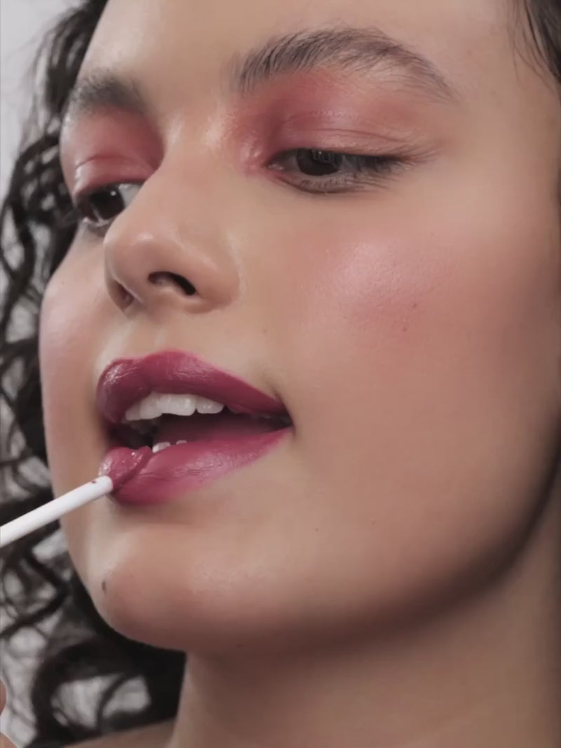 Buy Und Gretel KUS Liquid Lipstick in Mellow Mauve colour at One Fine Secret.