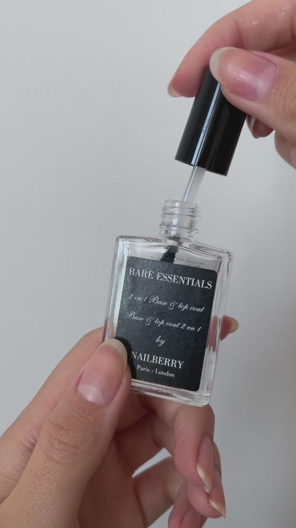 Buy Nailberry Oxygenated Nail Polish 15ml - Love Me Tender at One Fine Secret.
