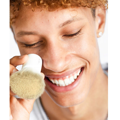 Natural Makeup Finishing Powder. Buy Ere Perez Corn Setting Powder at One Fine Secret. Natural & Organic Makeup Clean Beauty Store in Melbourne, Australia.