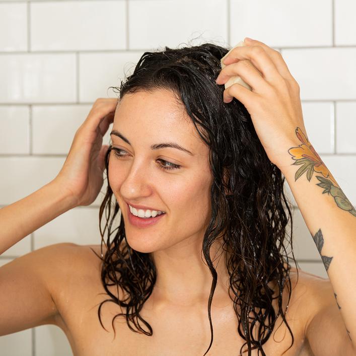 Buy Ethique Heali Kiwi - Solid Shampoo Bar For Touchy Scalps 110g at One Fine Secret. Ethique&
