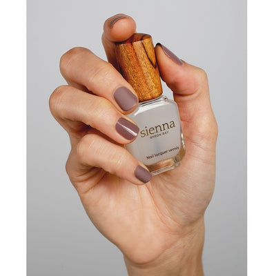 Sienna Byron Bay Matte Top Coat 10ml. Available in store at One Fine Secret Clean Beauty Store in Melbourne, Australia.