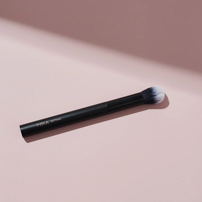 Buy Inika Organic Setting Brush at One Fine Secret. Official Stockist. Natural & Organic Skincare Makeup. Clean Beauty Store in Melbourne, Australia.