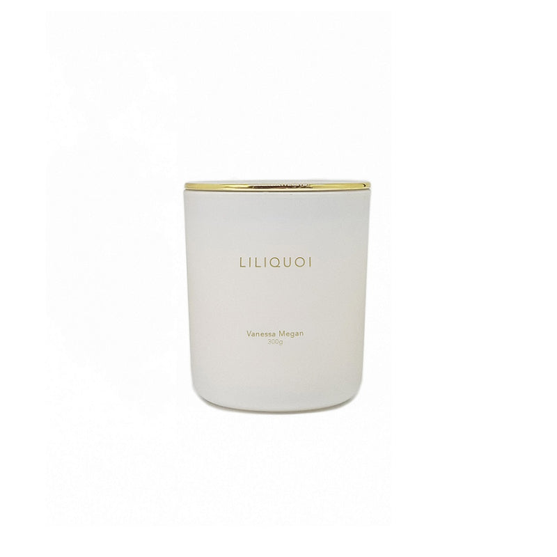 Buy Vanessa Megan 100% Pure Soy Wax Candle Liliquoi at One Fine Secret. Official Stockist. Natural & Organic Home Fragrance Clean Beauty Store in Melbourne, Australia.