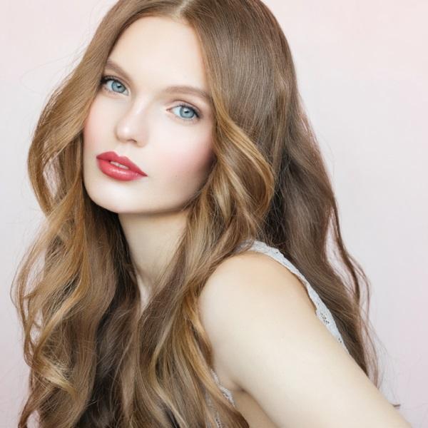 Natural Lip Makeup. Karen Murrell Natural Lipstick - Violet Mousse. Discover Clean Beauty at One Fine Secret!